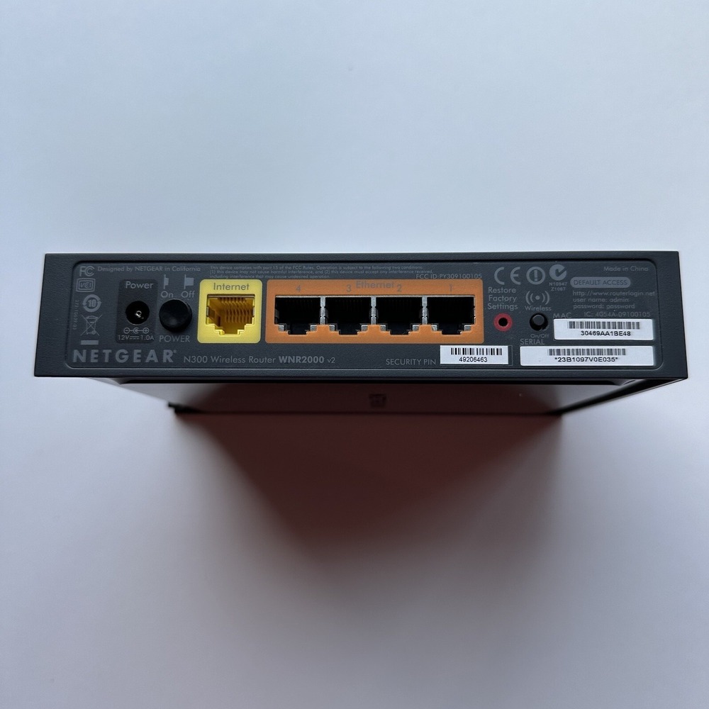 NETGEAR Wireless-N 300 WiFi‎ Router Model WNR2000 V2 - Picture 8 of 12